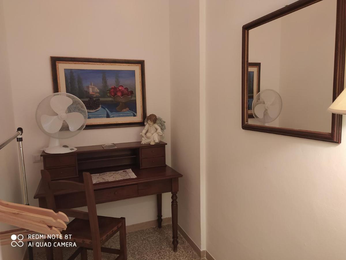 Bab San Feliciano Camere Foligno Buitenkant foto